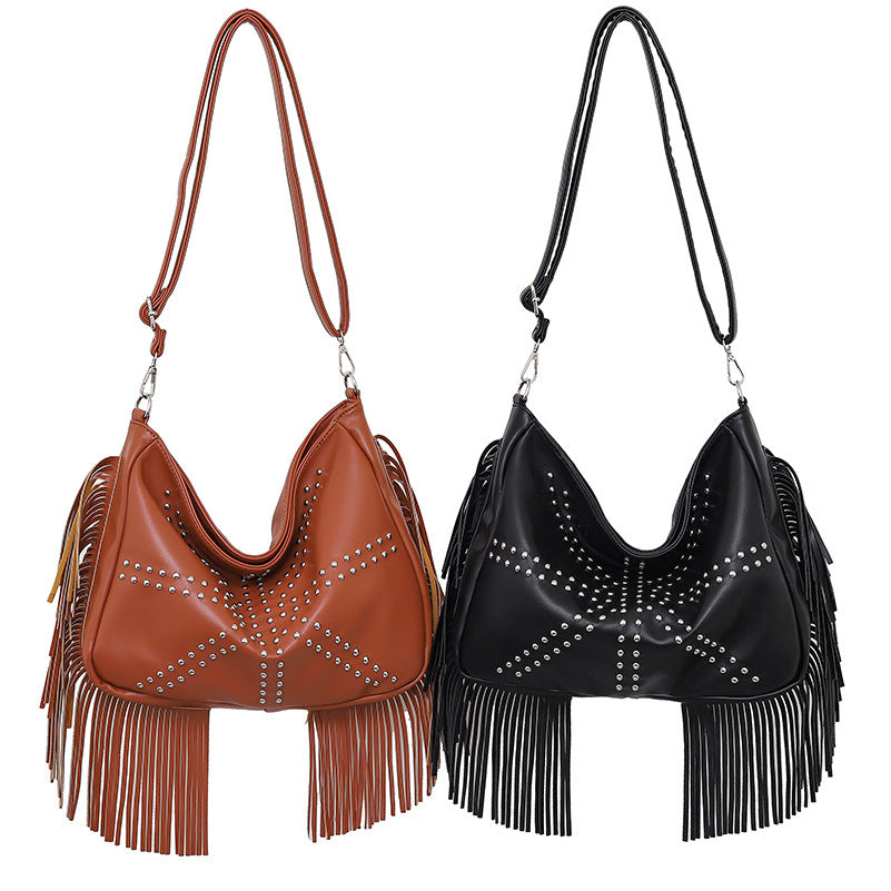 Black Trendy Rivet Fringe Shoulder Bag ��� Large Capacity Soft Leather Handbag for Women, Perfect for Travel and Leisure