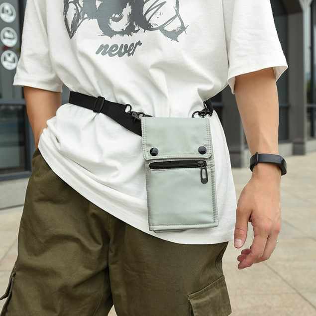 Grey Water-Resistant Nylon Crossbody Phone Bag ��� Compact Travel Wallet & Card Holder for Men and Women(Mobile phones and cards are shooting props, not included)