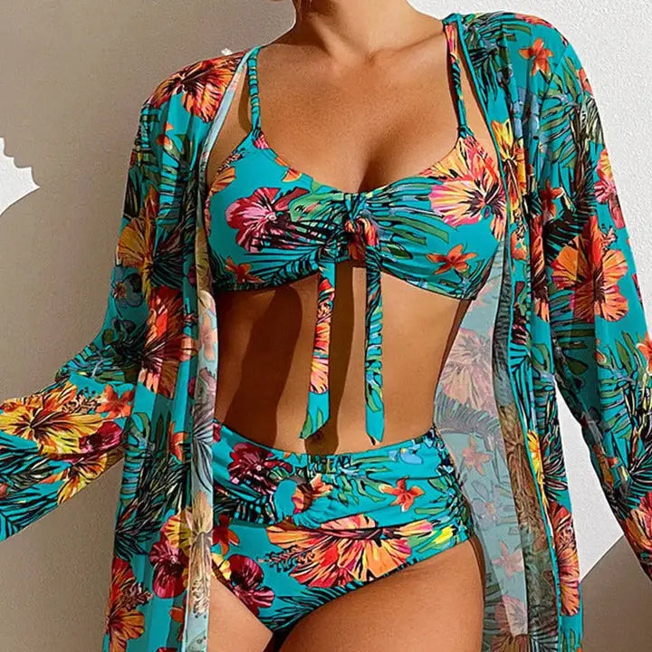 Women's Three Piece Bikini Set With Floral Pattern