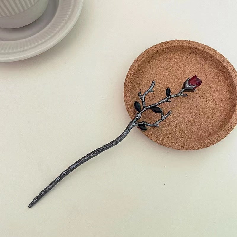 Elegant Red and Black Roses Retro Chinese Hairpin