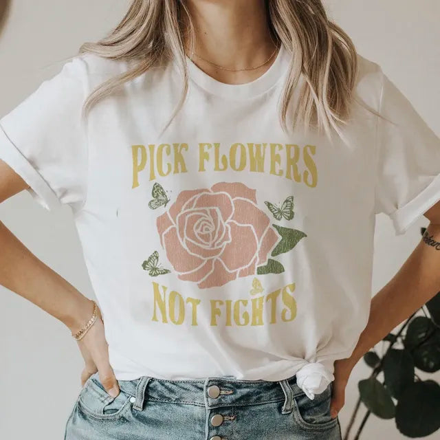 Women's 90s Graphic Smile Letter T Shirt