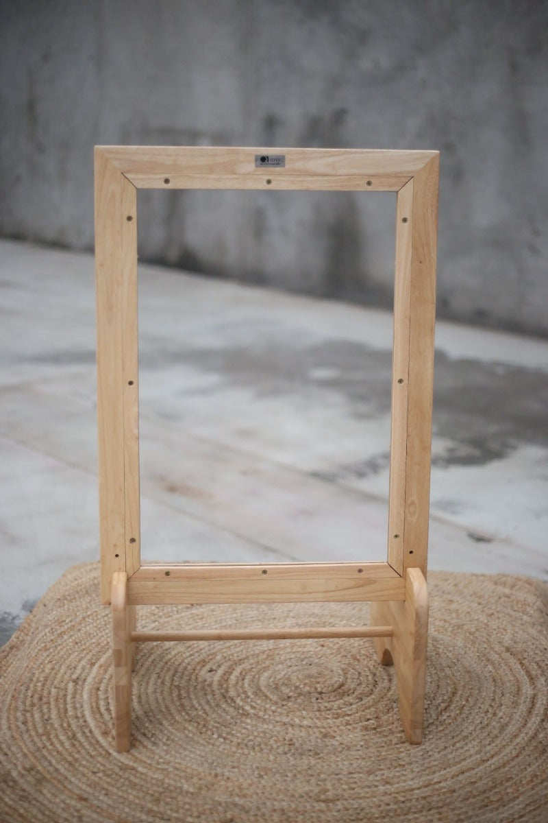 Toddler Perspex Easel Secondary image