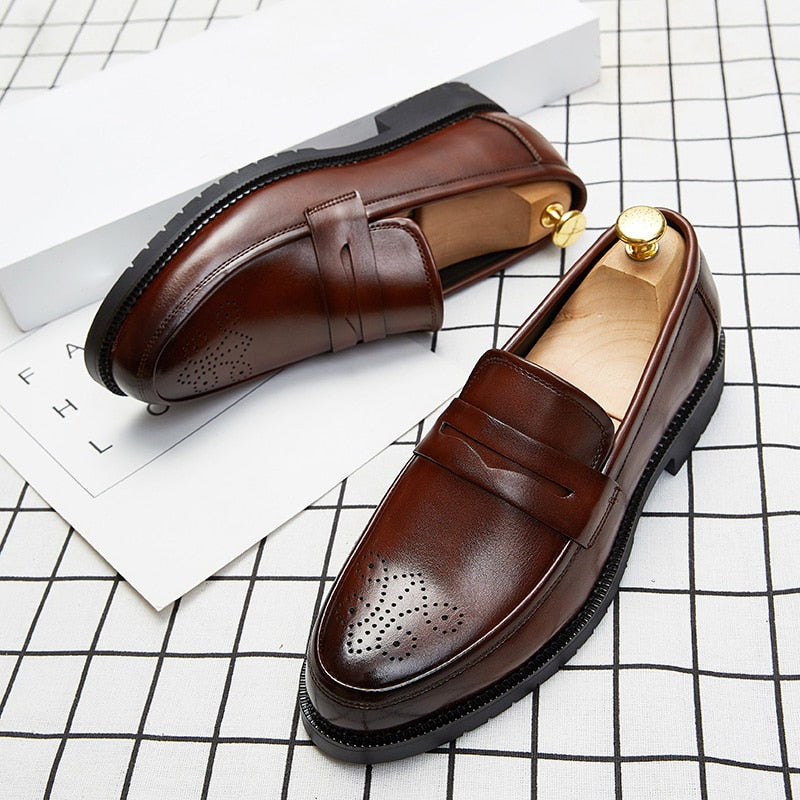 Formal Leather Shoes for British Businessmen