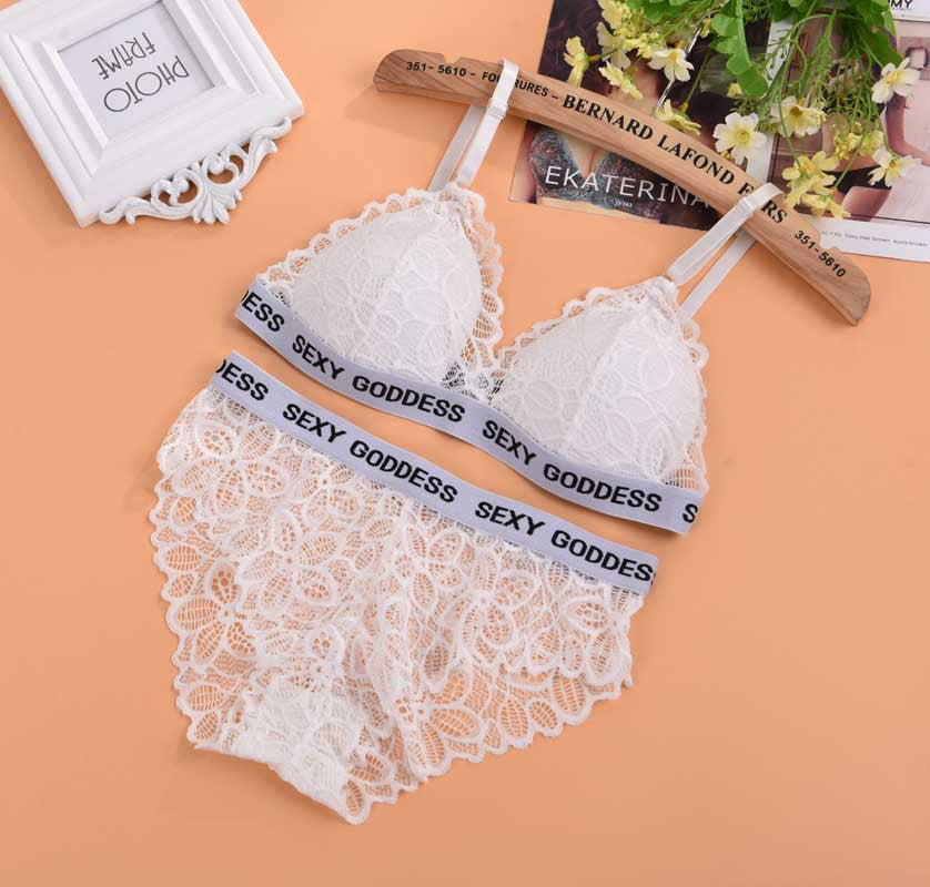 Women's Wireless Backless Lingerie Set With Panties