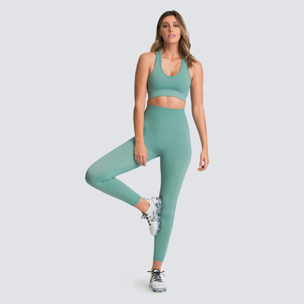 Women's Seamless Knit Yoga Set Activewear Outfit