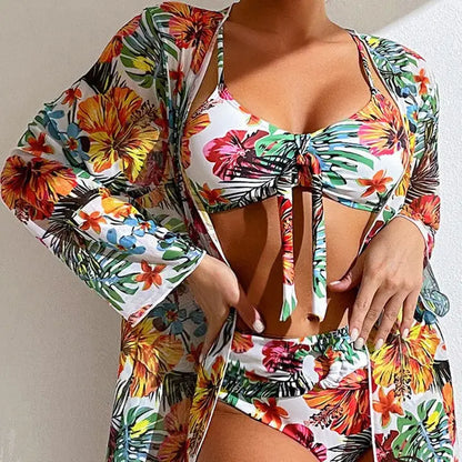Women's Three Piece Bikini Set With Floral Pattern