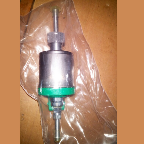 Parking heater fuel delivery fuel pulse metering electromagnetic oil pump accessories Eberspacher D4 12V Secondary image