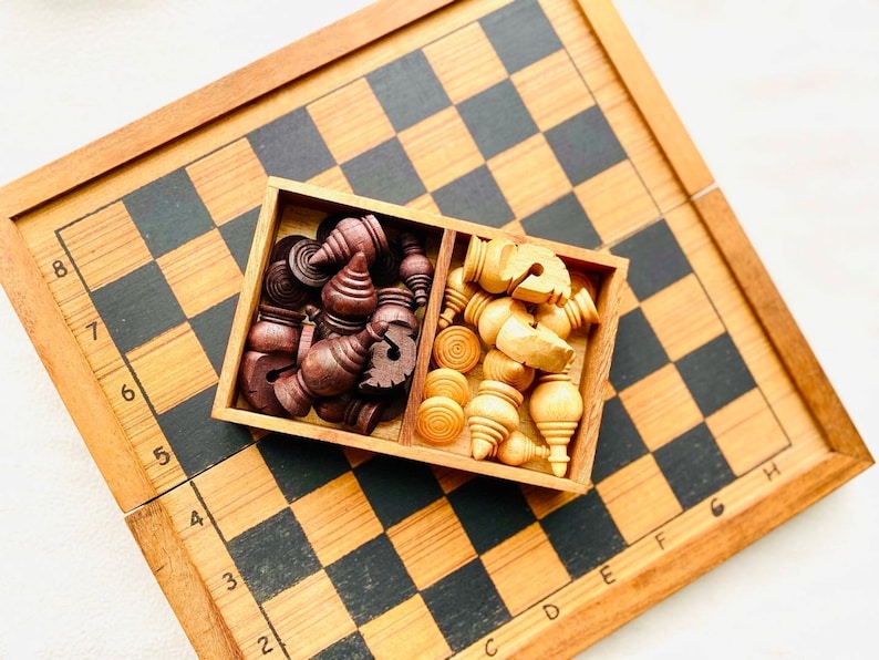 Mothers day gift Wooden Makruk traditional Thai Chess Set Secondary image