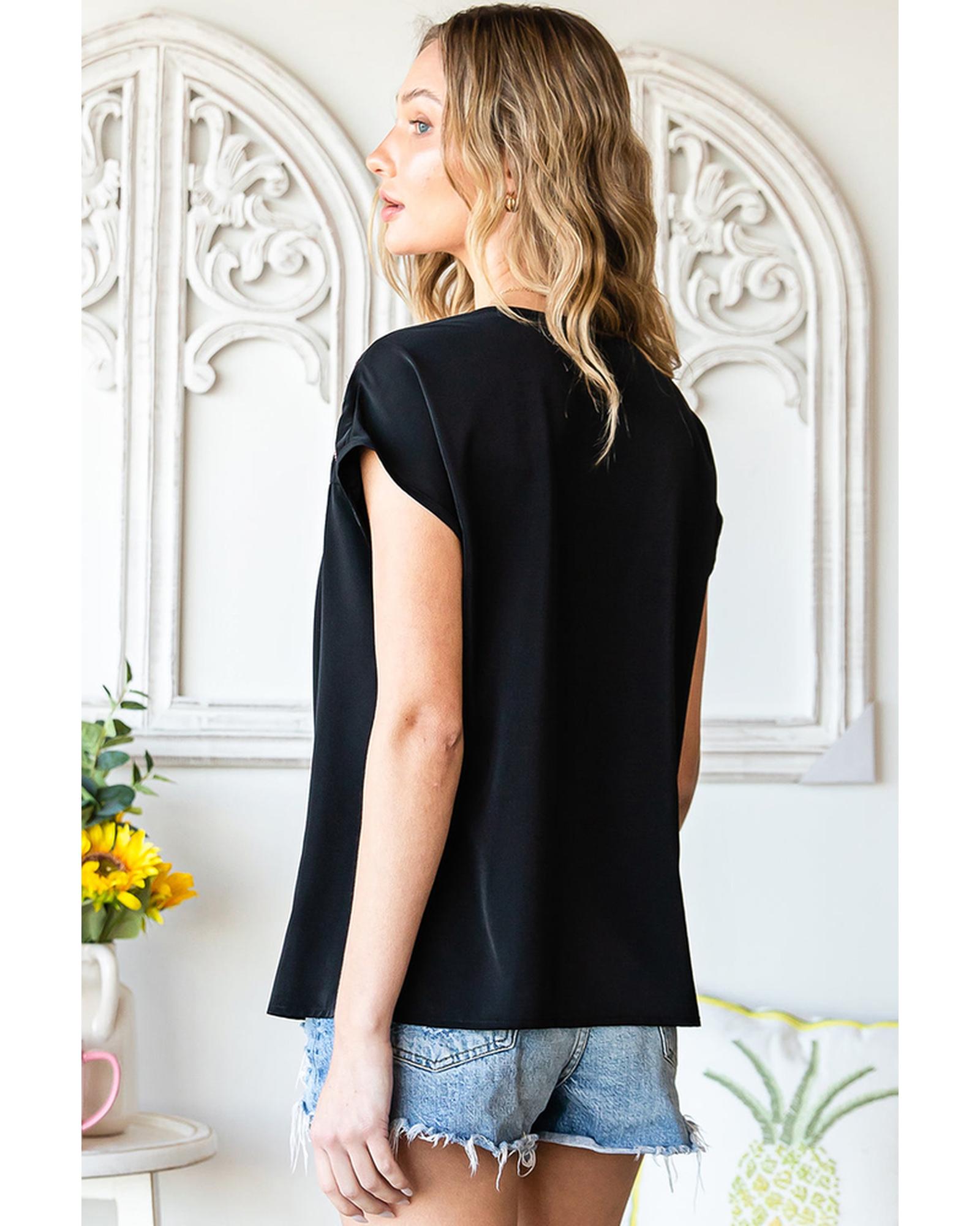 Azura Exchange Embroidered Short Sleeve Blouse - M Secondary image
