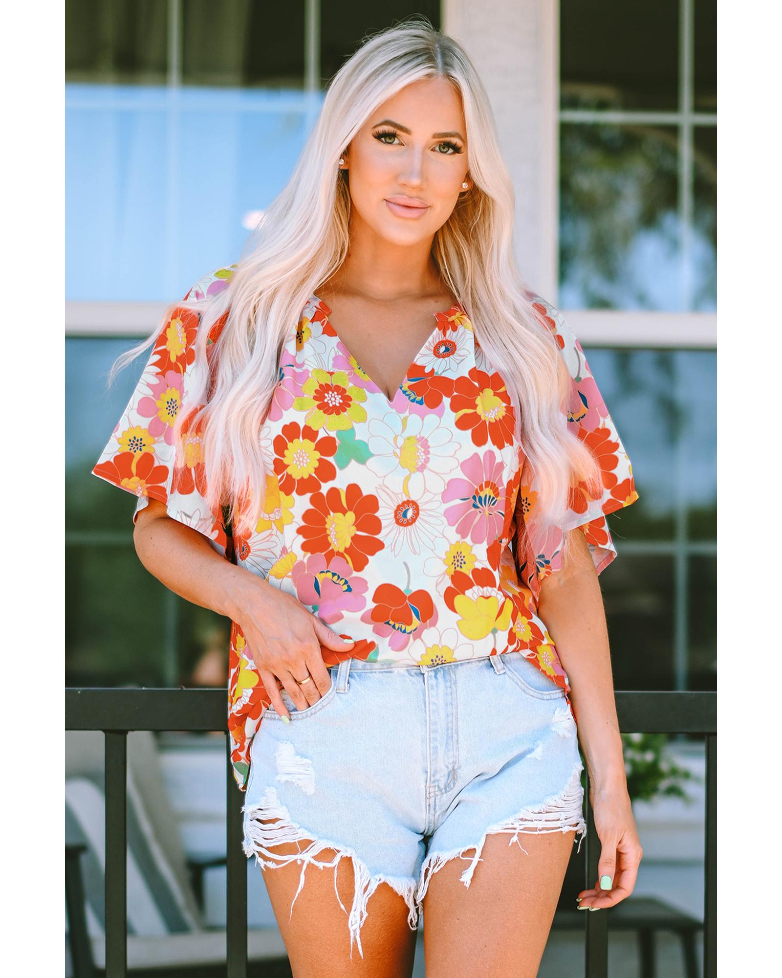 Azura Exchange Abstract Print V Neck Half Sleeve Blouse - M Main image