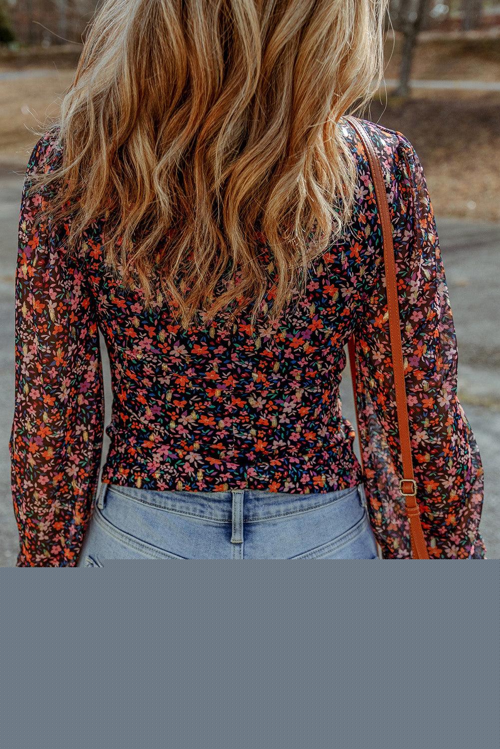Azura Exchange V Neck Bubble Sleeve Floral Blouse - XL Secondary image