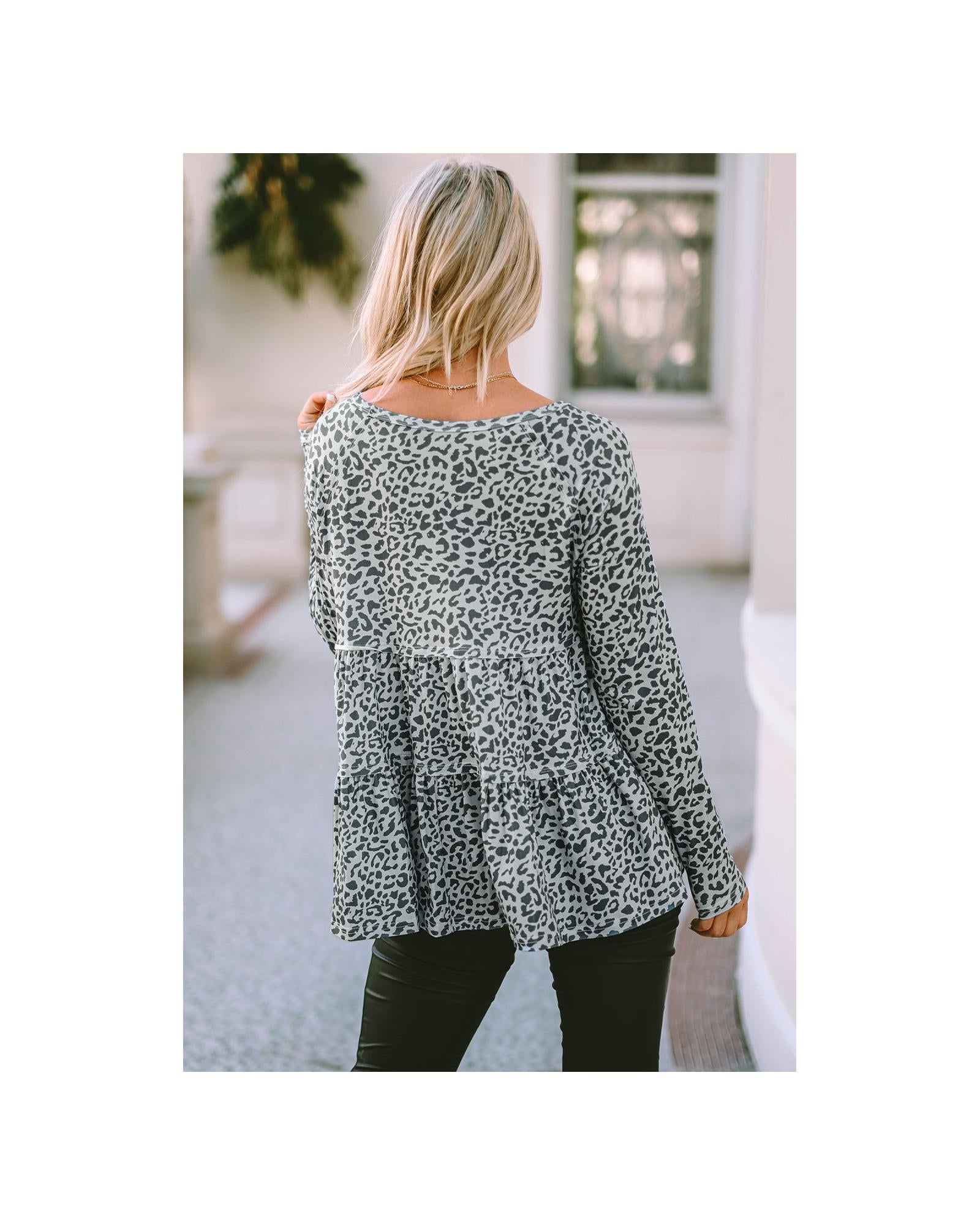 Azura Exchange Leopard Print Long Sleeve Ruffled Blouse - XL Secondary image
