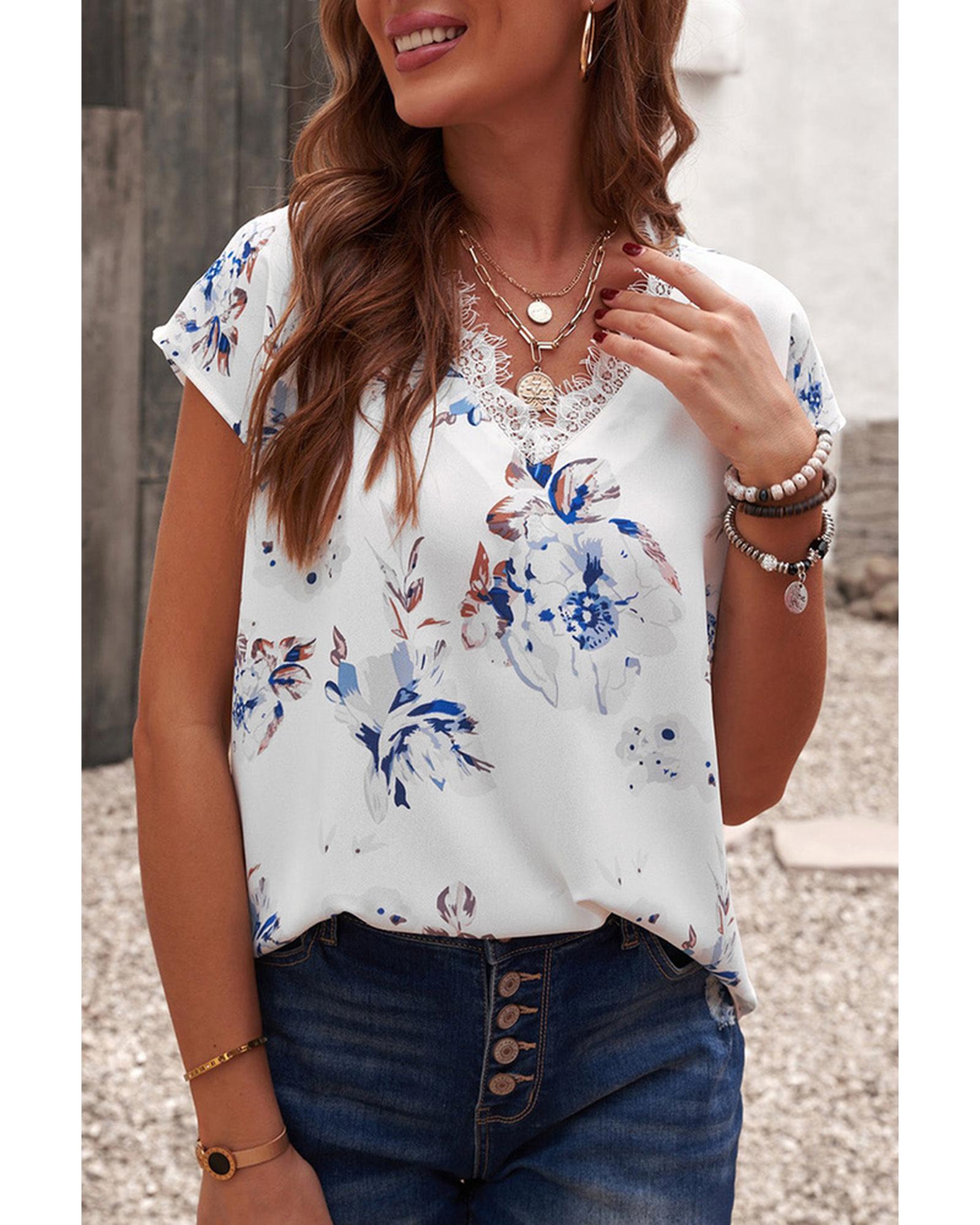 Azura Exchange Scalloped V Neck Short Sleeves Top - S Main image