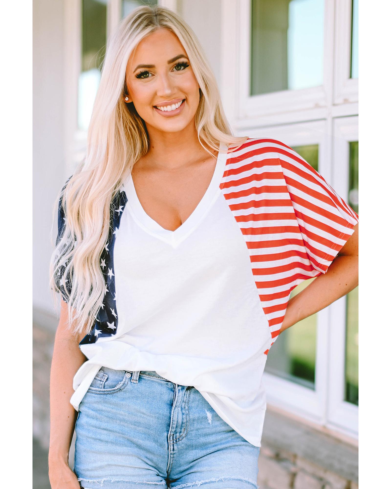 Azura Exchange Stars and Stripes V Neck Tee - M Main image