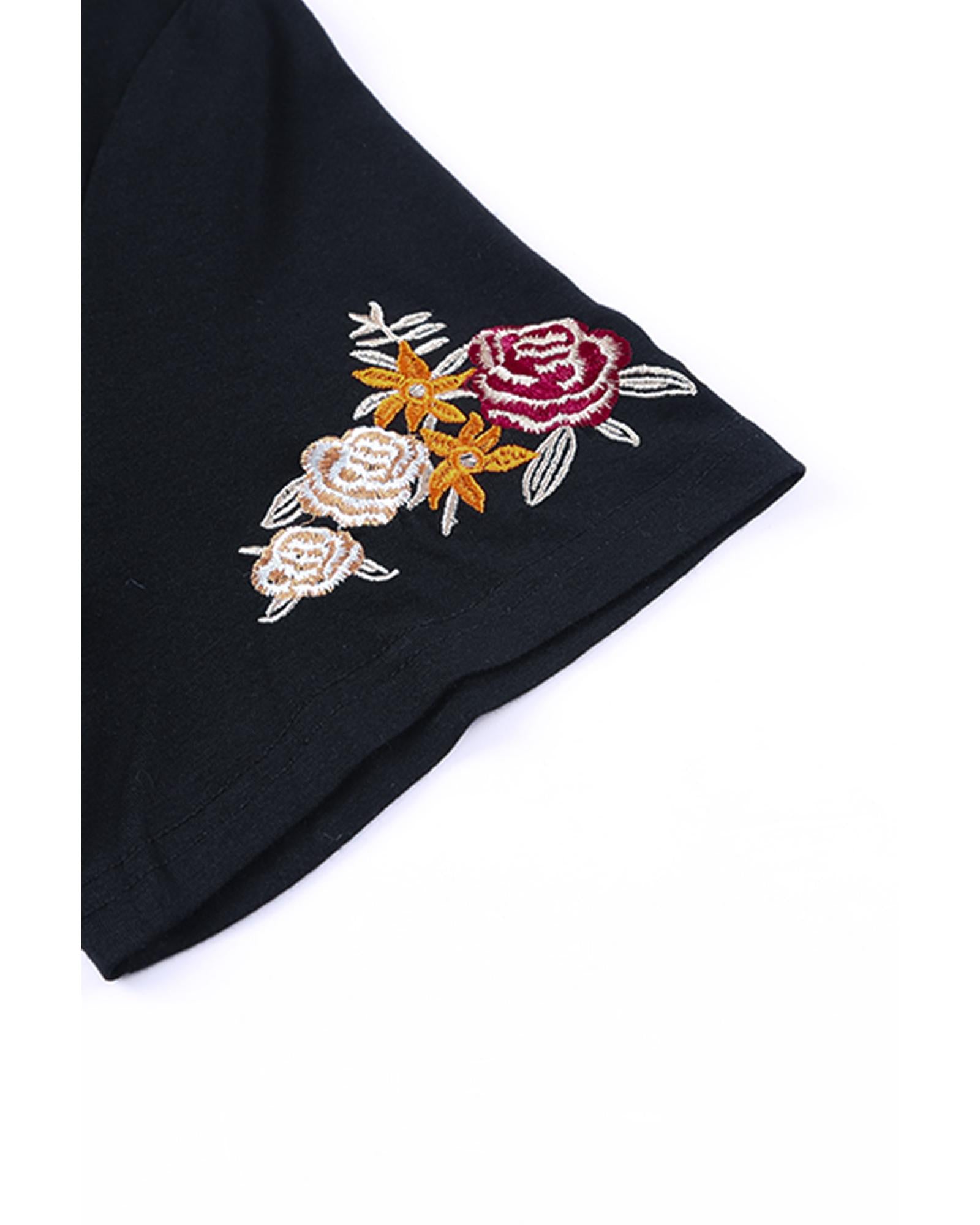Azura Exchange Embroidered Short Sleeve T-Shirt with Floral Detail - L Secondary image