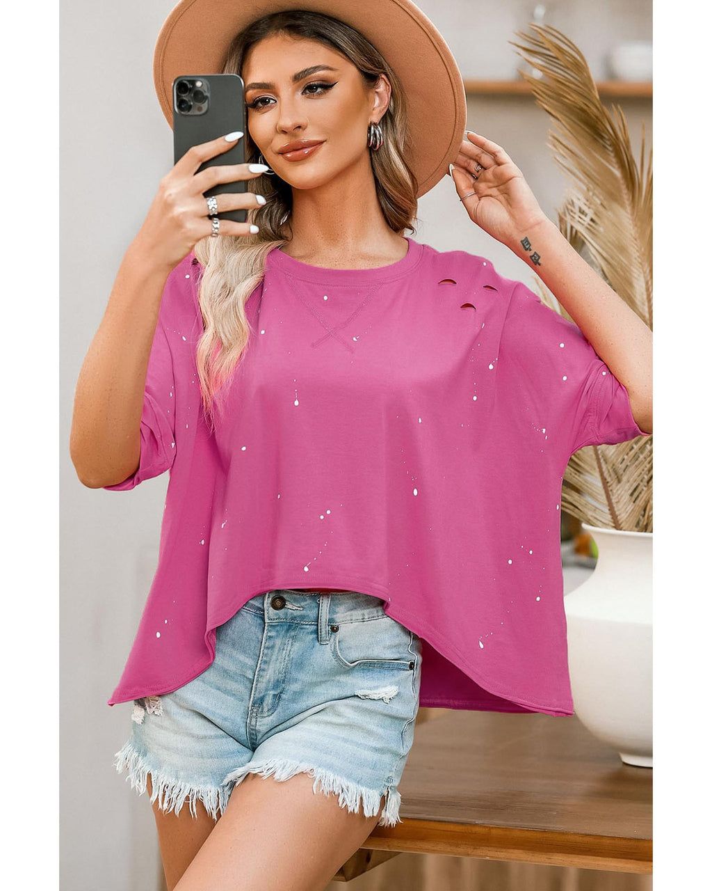 Azura Exchange Bleached Distressed Short Sleeve Top - L