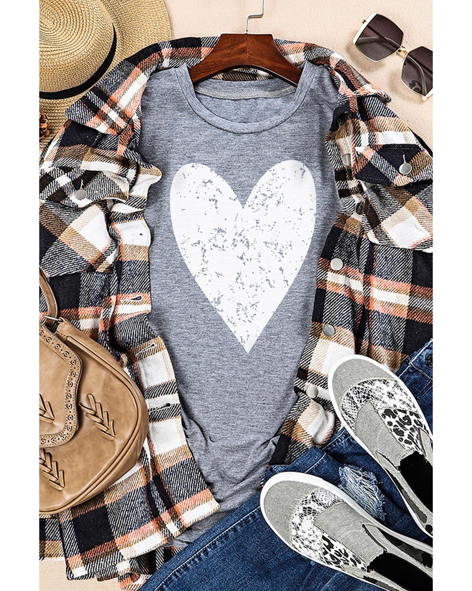 Azura Exchange Heart Graphic Print T-Shirt - S Secondary image