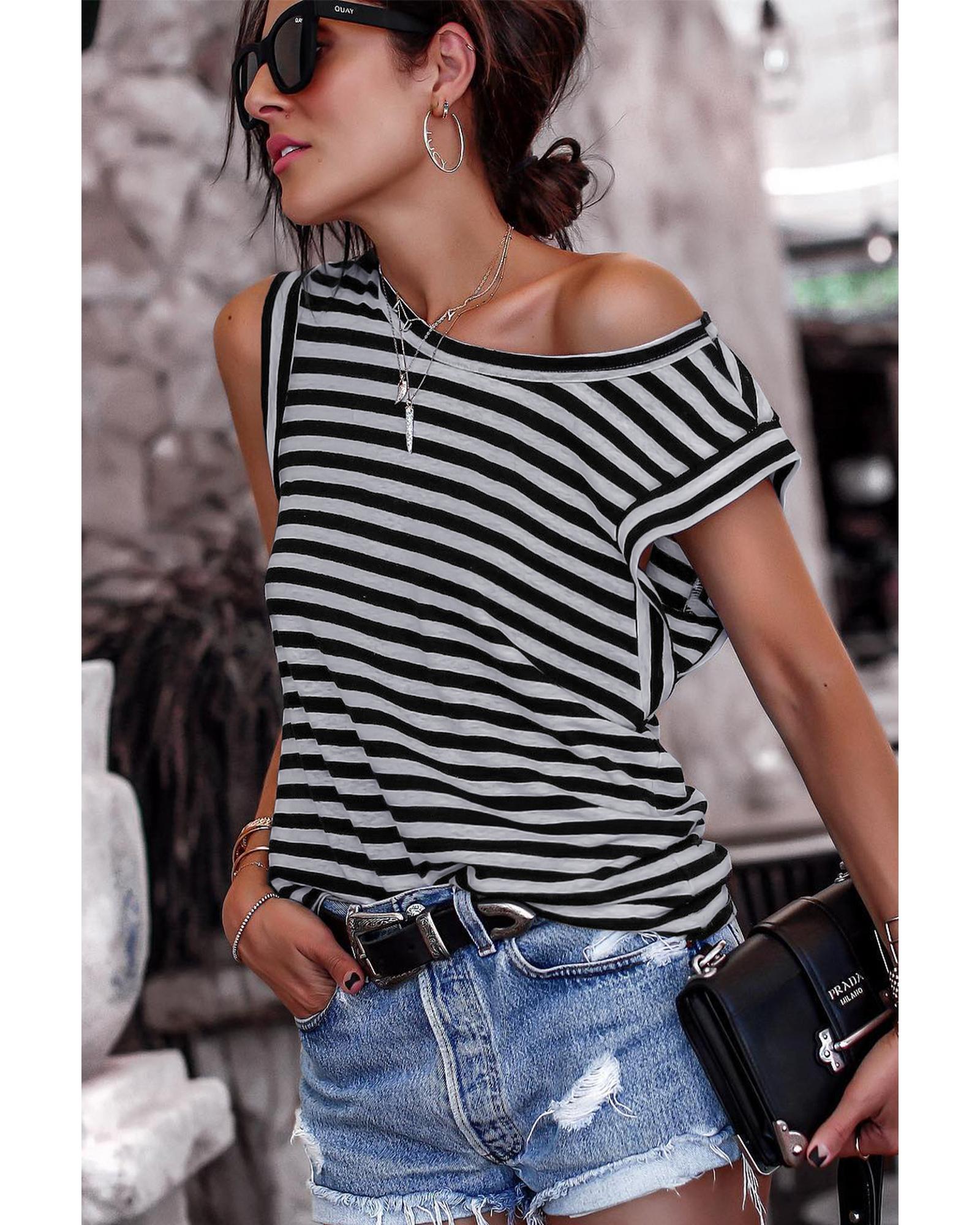 Azura Exchange Butterfly Sleeve Striped T-Shirt - XL Main image