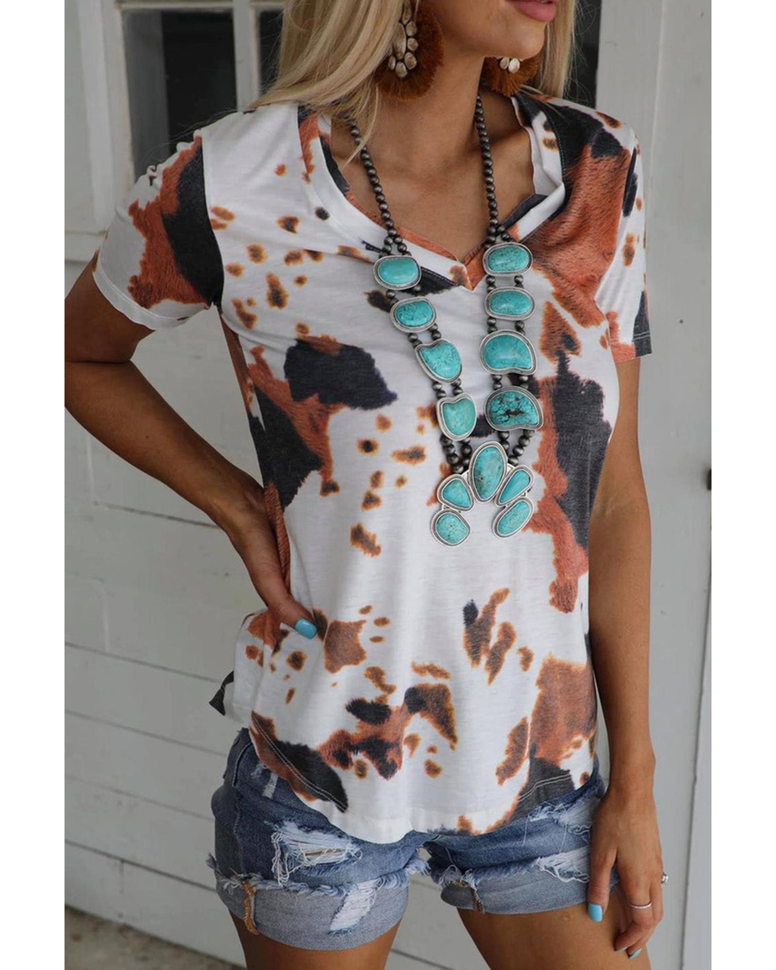 Azura Exchange Pattern Print V Neck T-Shirt - M Secondary image