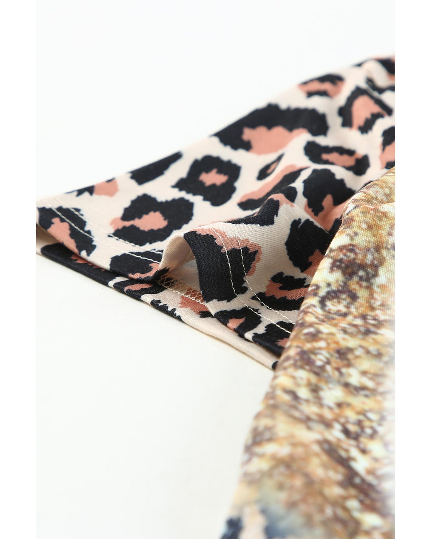 Azura Exchange Lightning Graphic Leopard Dyed T Shirt - M