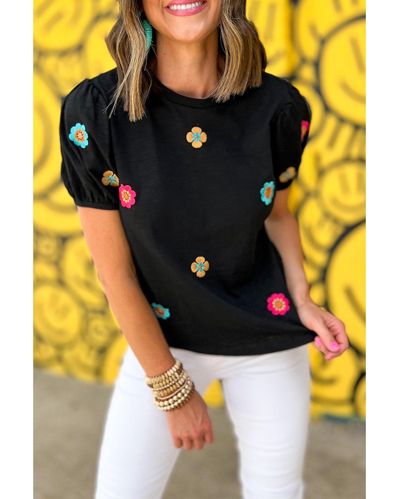 Azura Exchange Embroidered Flower Short Sleeve Tee - M Main image
