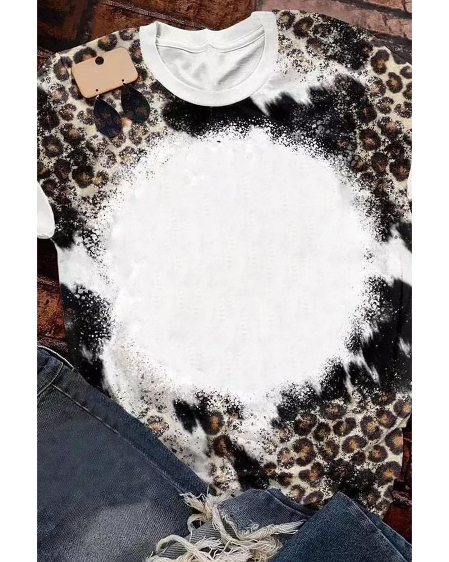 Azura Exchange Animal Print Bleached T-Shirt - L