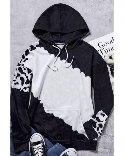 Azura Exchange Cow Tie Dye Print Pullover Hoodie with Pocket - XL