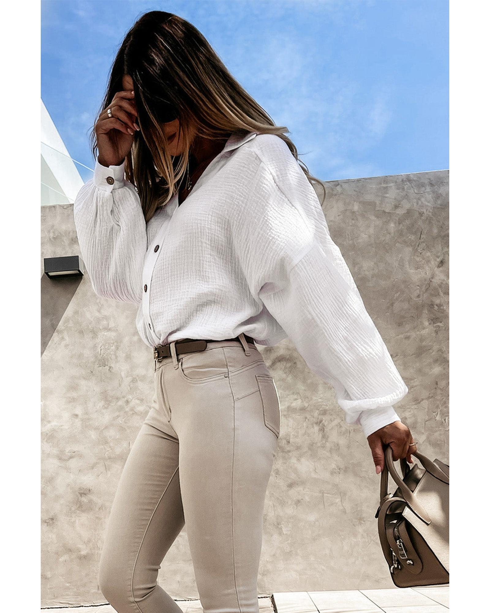 Azura Exchange Crinkled Cuffed Shirt with Turn-down Collar and V-Neck - S Secondary image