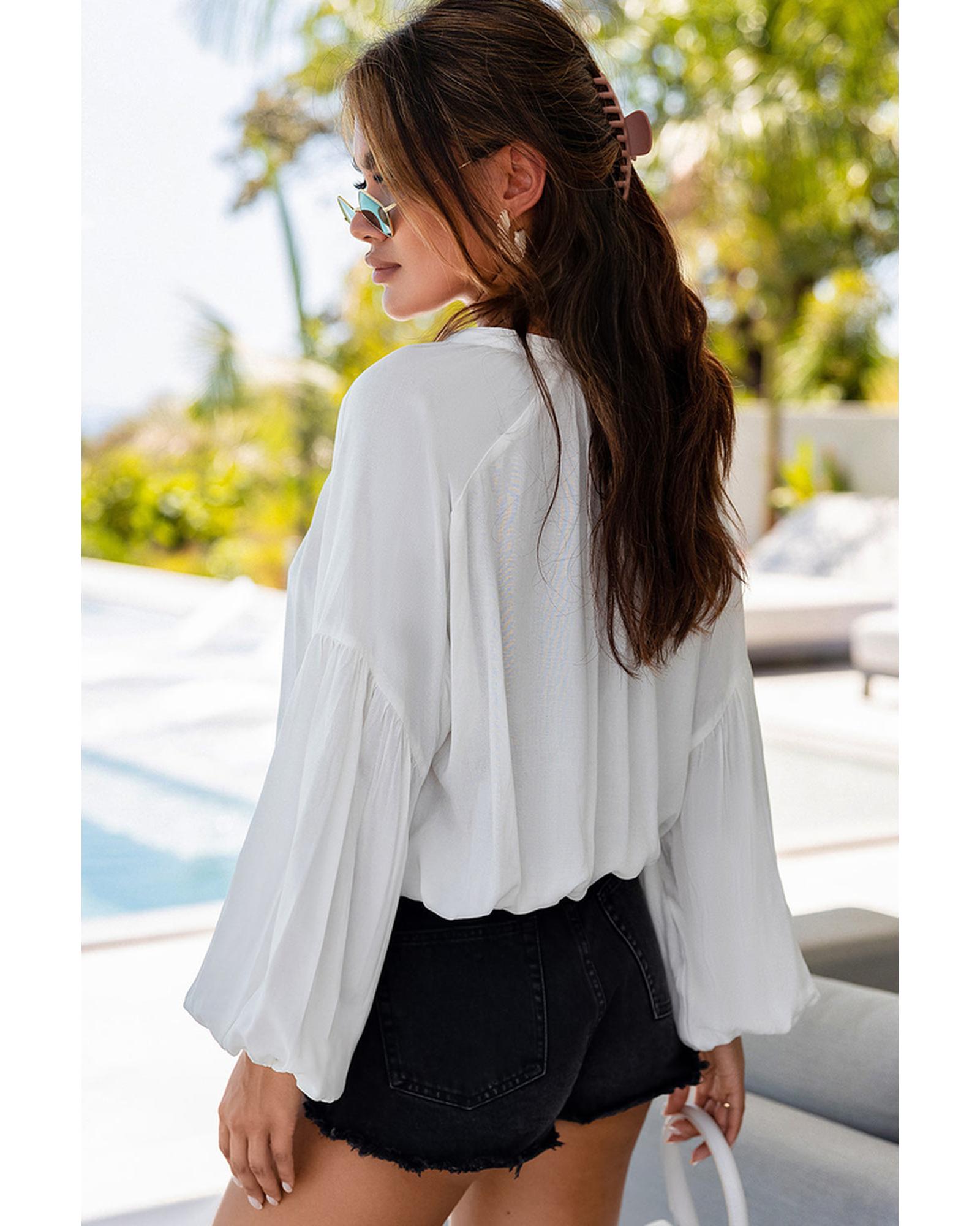 Azura Exchange V Neck Balloon Sleeve Shirt - L Secondary image