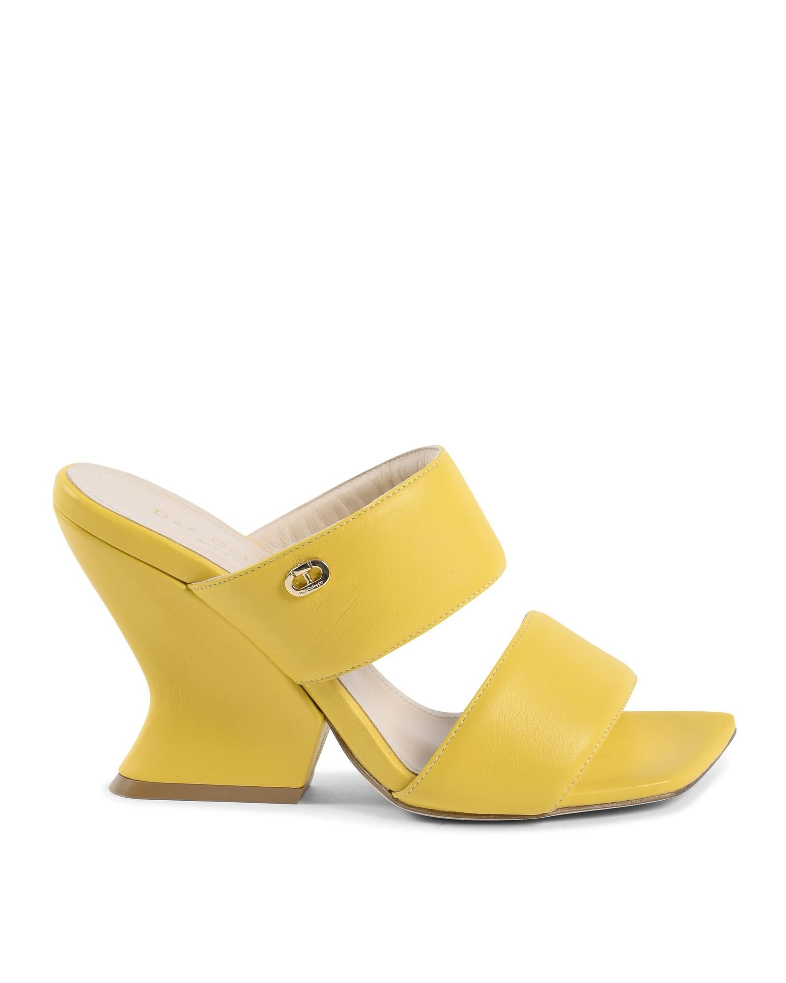 Curved Wedge Heel Sandals - 39 EU Main image