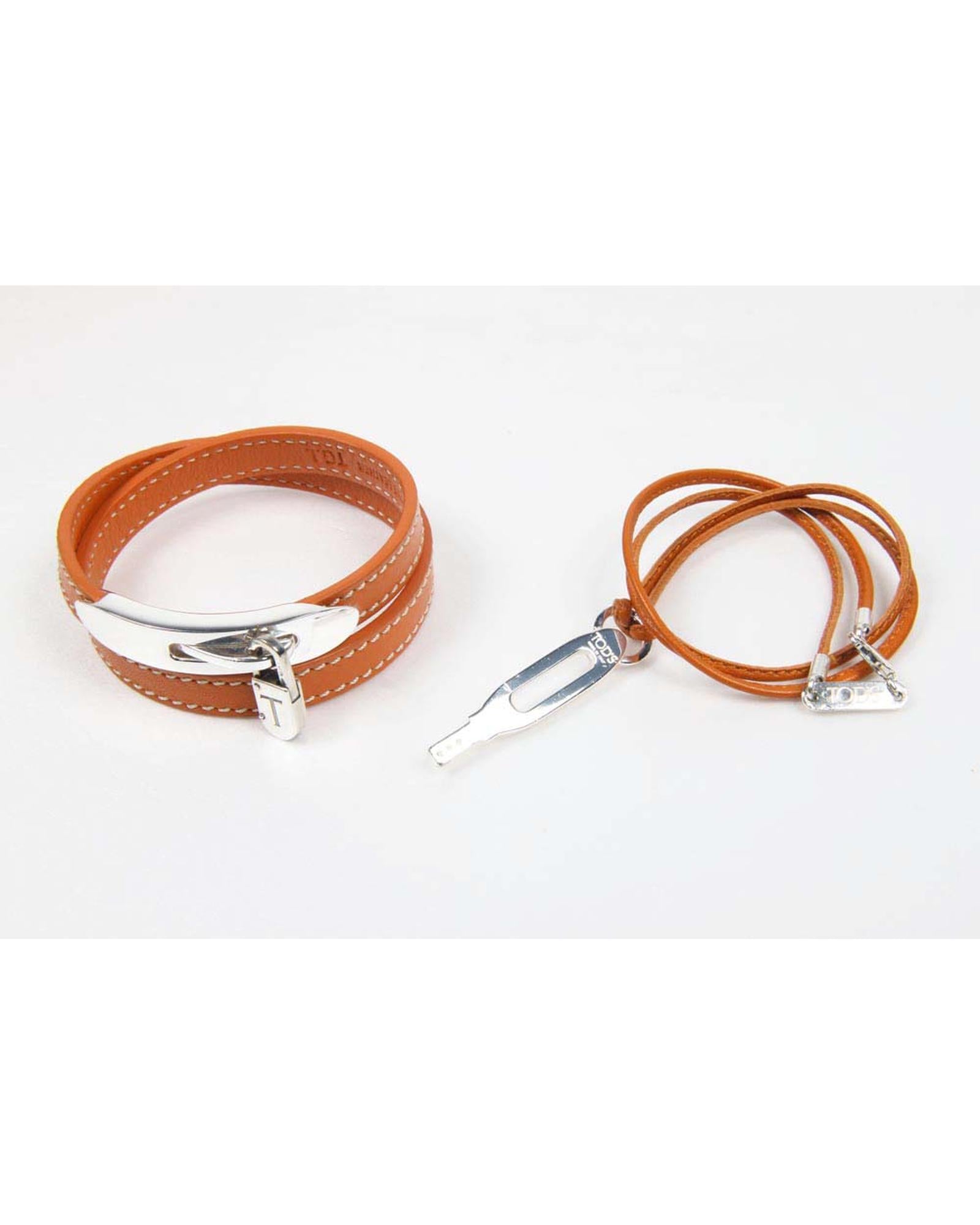 Leather and Metal Necklace and Bracelet - L Secondary image