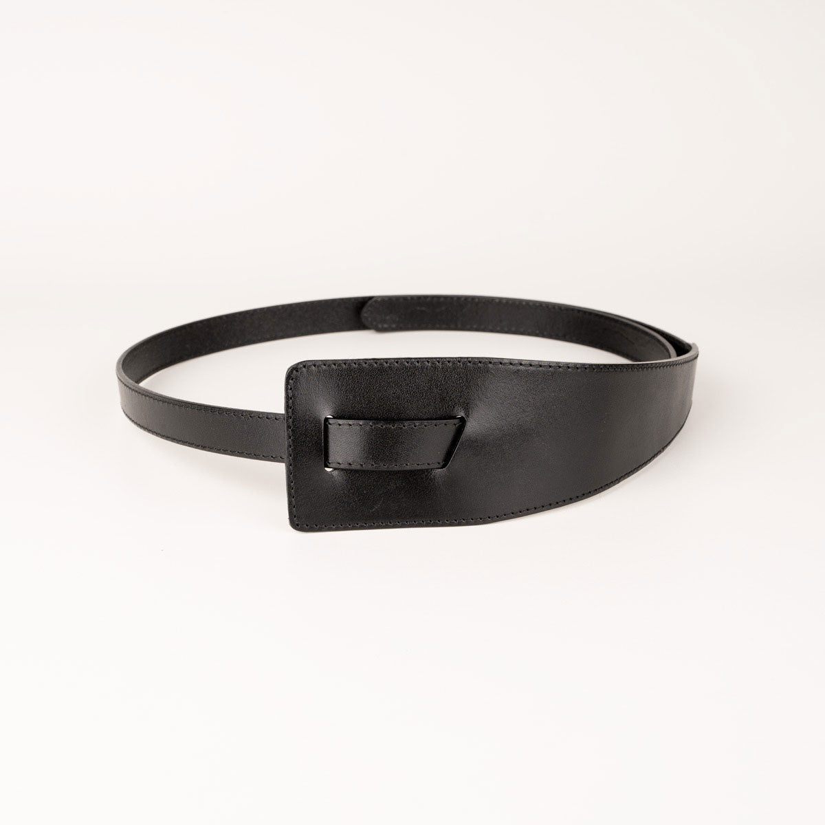 Peroz Ivy Women's Black Leather Knot Belt Main image