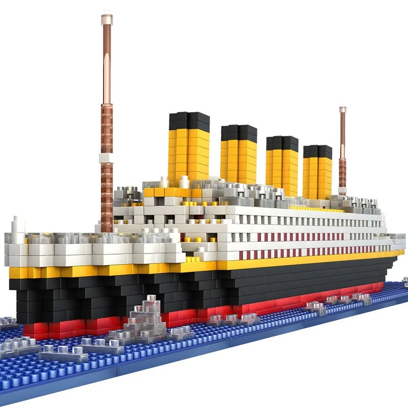 NNEOBA Titanic Ship Toy with LED Light Main image