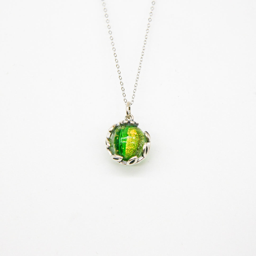Gift Box - Aroma Necklace White Gold - Planet Aurum Verdant (Gold Green) + Purify Oil Blend Secondary image