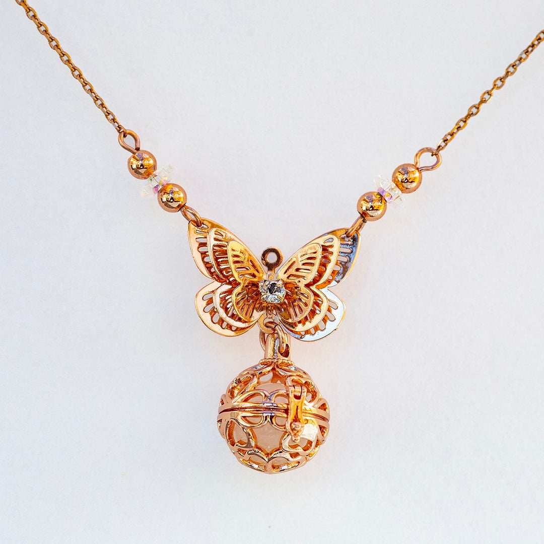 Gift Box - Butterfly Rose Gold Aroma Necklace + Purify Oil Blend Secondary image