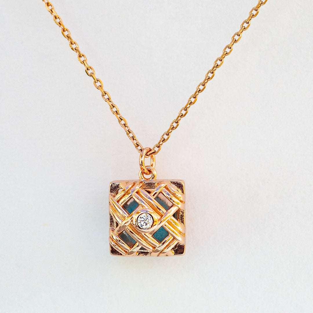 Gift Box - Chest Rose Gold Aroma Necklace + Purify Oil Blend Secondary image