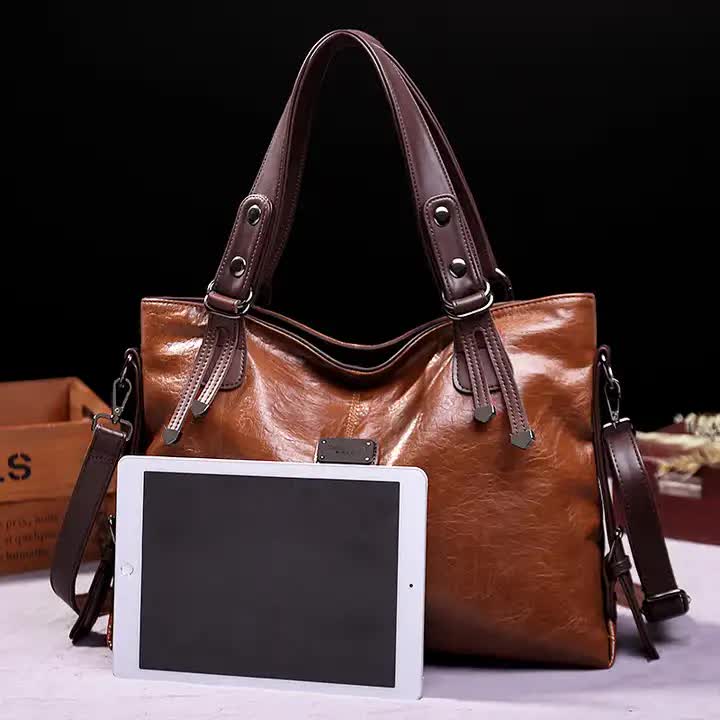 Classic Vintage PU Leather Handbag-Spacious Shoulder and Crossbody Tote for Women (Wine Red) Secondary image