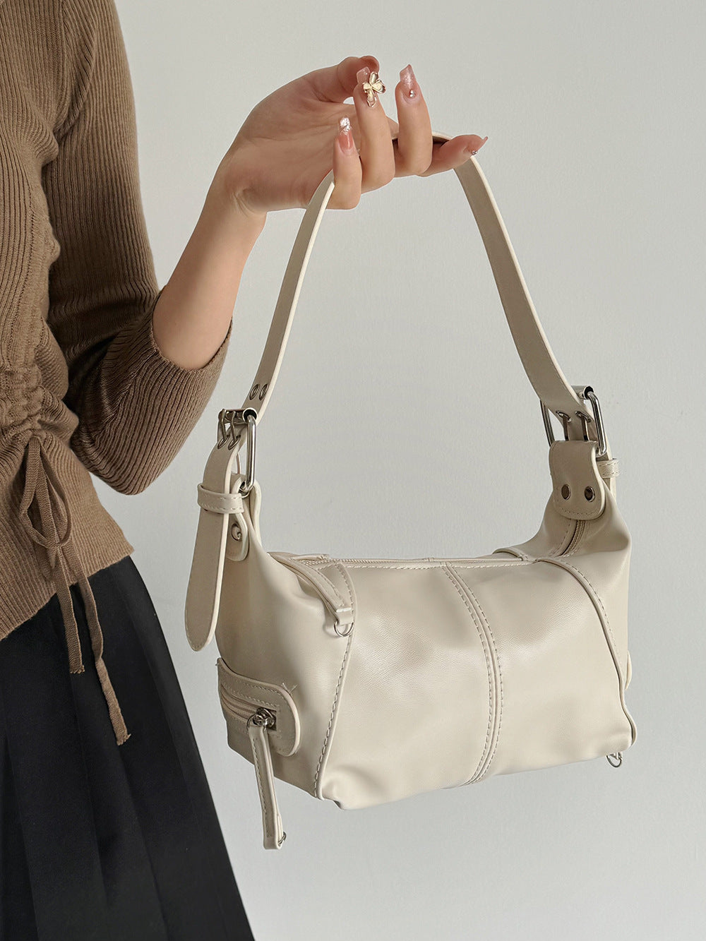 White Trendy Punk Shoulder Bag, Small Retro Handbag with Sweet Cool Aesthetic, Versatile Underarm Bag Main image