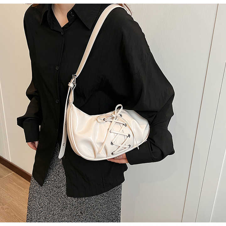 White Elegant Bowknot Design Shoulder Bag - Chic Underarm Dumpling Bag for Trendy Looks Main image