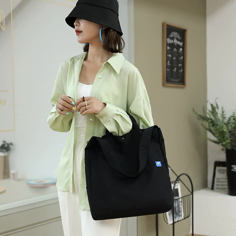 Gray Minimalist Nylon Tote Bag with Adjustable Shoulder Strap, Large Capacity Secondary image