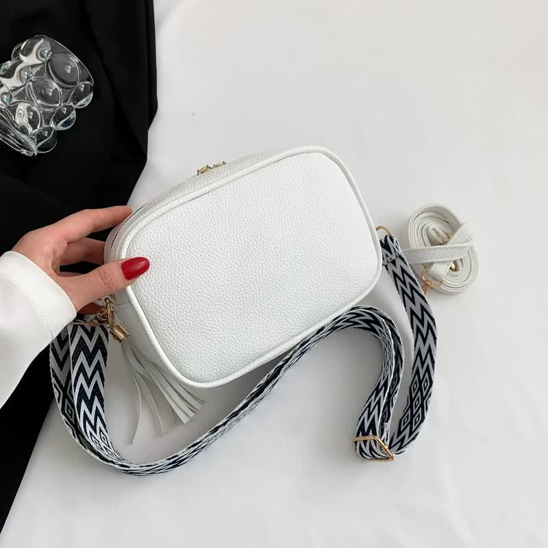White Trendy Crossbody Shoulder Bag with Tassel Accent - Compact and Stylish Main image