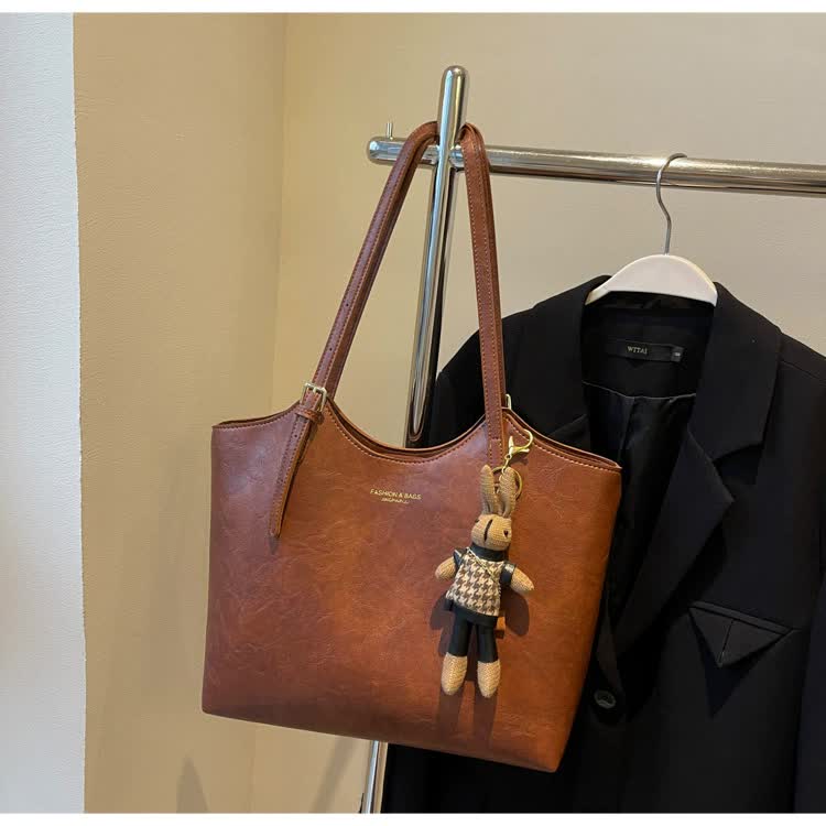 Brown Elegant Black PU Leather Tote Bag with Cute Bear Keychain - Large Capacity Handbag for Women (38 x 26 x 13 cm) Main image