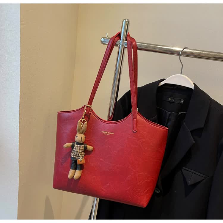 Red Elegant Black PU Leather Tote Bag with Cute Bear Keychain - Large Capacity Handbag for Women (38 x 26 x 13 cm) Main image