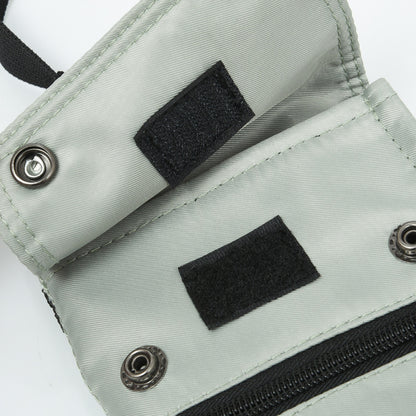Grey Water-Resistant Nylon Crossbody Phone Bag ��� Compact Travel Wallet & Card Holder for Men and Women(Mobile phones and cards are shooting props, not included)