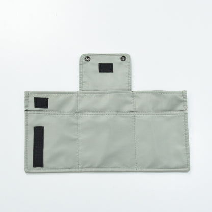 Grey Water-Resistant Nylon Crossbody Phone Bag ��� Compact Travel Wallet & Card Holder for Men and Women(Mobile phones and cards are shooting props, not included)