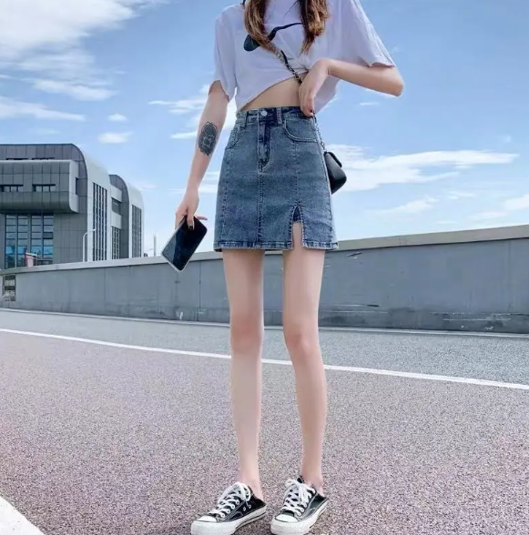 Women's Slit Skirt Main image
