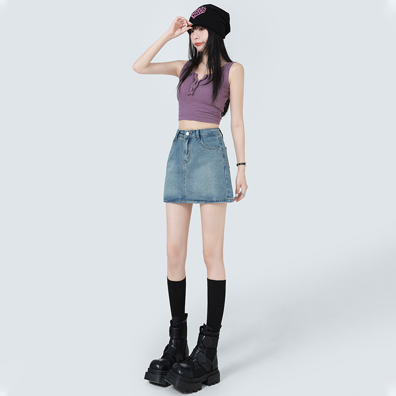 Women's Denim Skirt Secondary image
