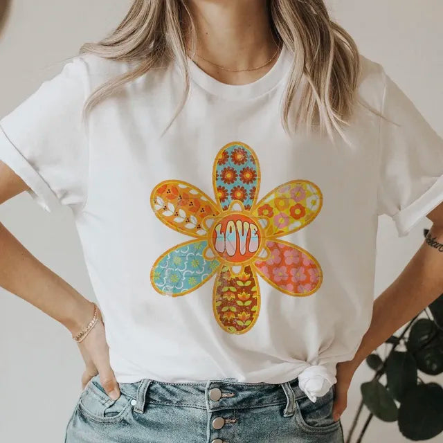 Women's 90s Graphic Smile Letter T Shirt