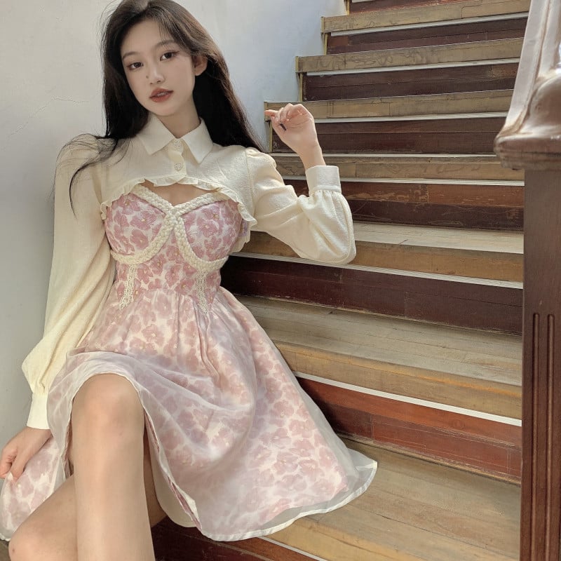 Women's Elegant Floral Lace Sling Dress Secondary image