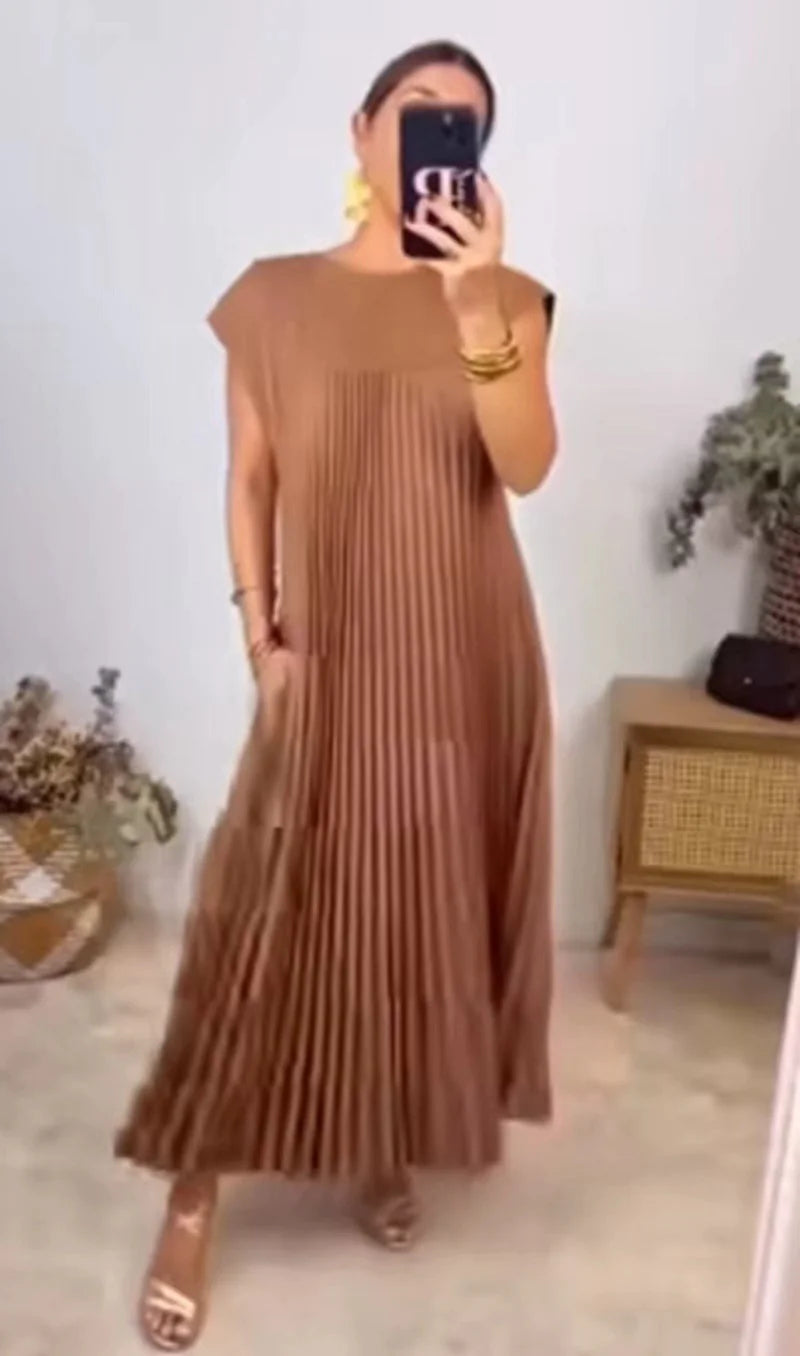 Women's Pleated Maxi Dress